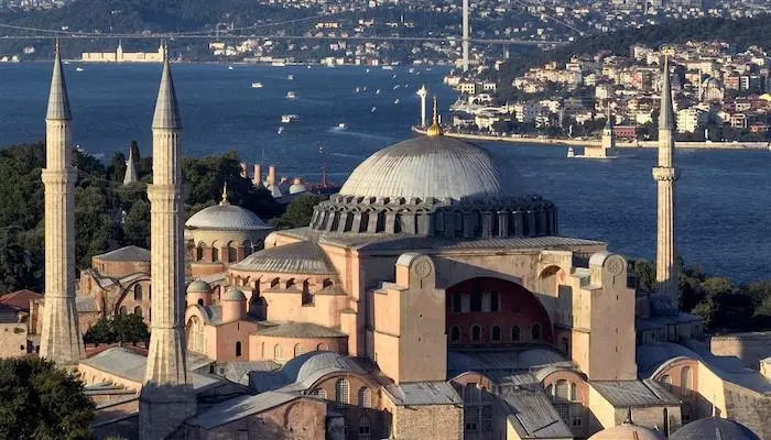 When was Hagia Sophia built?